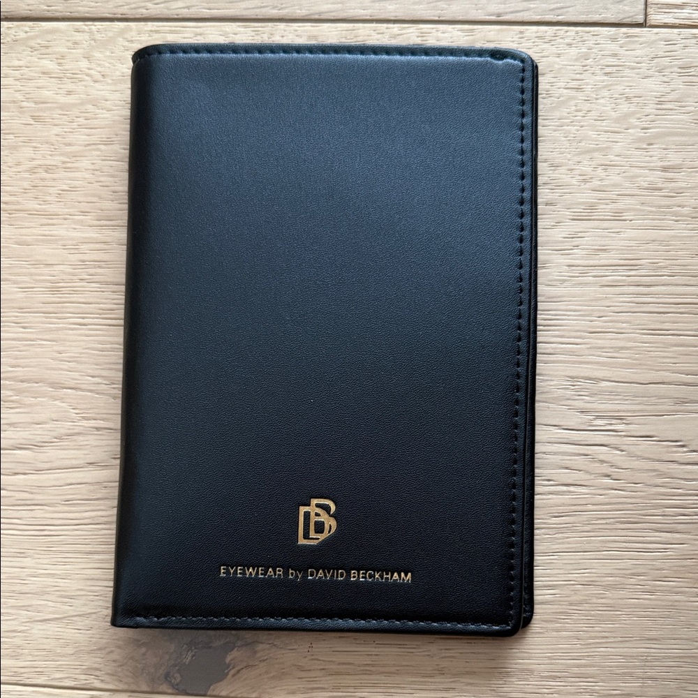 David Beckham Black Leather‎ Passport Holder/Wallet